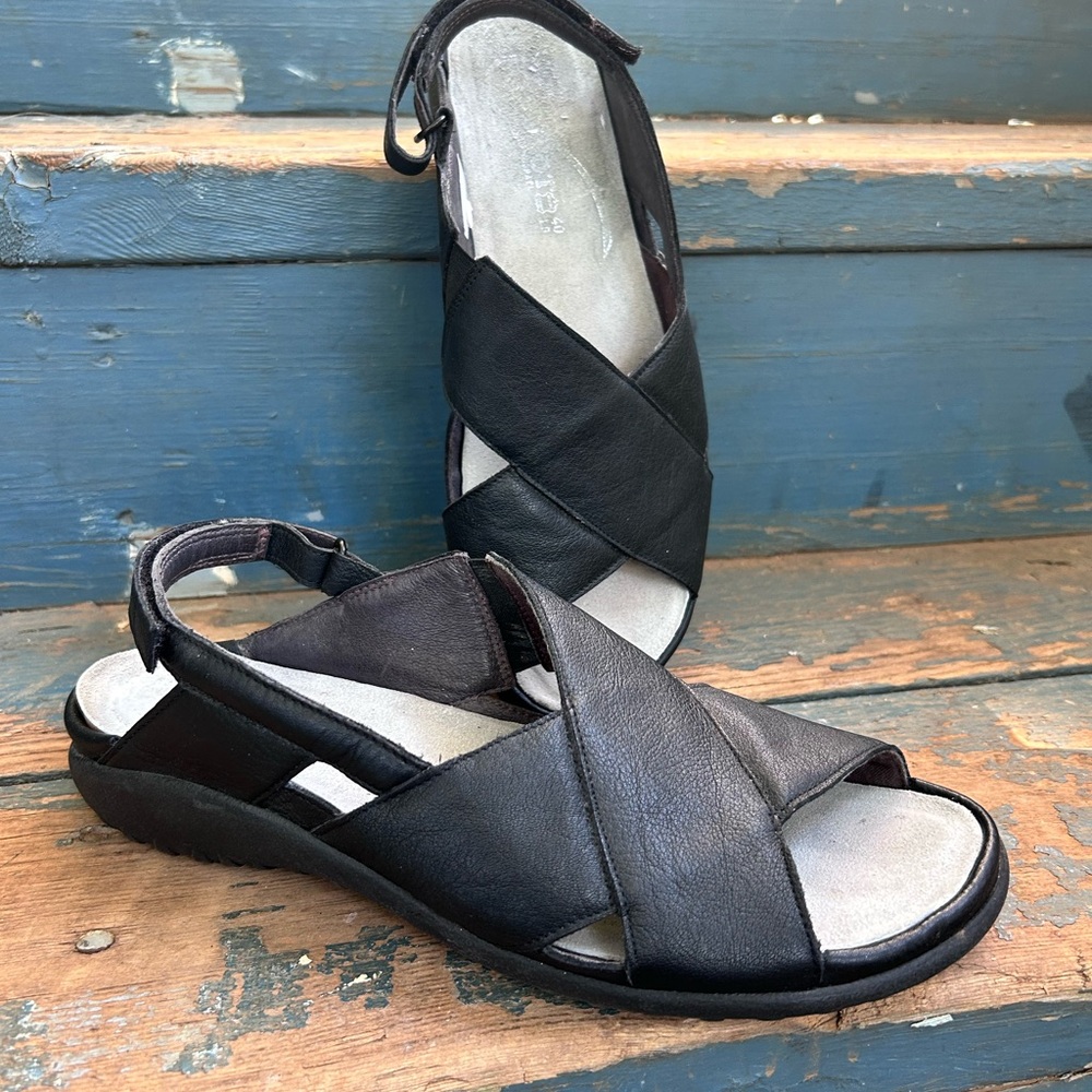NAOT NIHO Strappy Sandal - Picture 4 of 16